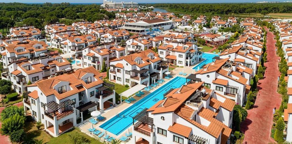Fun&Sun Two Villas For Big Families بيليك المظهر الخارجي الصورة