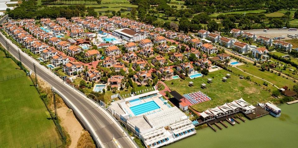 Fun&Sun Two Villas For Big Families بيليك المظهر الخارجي الصورة