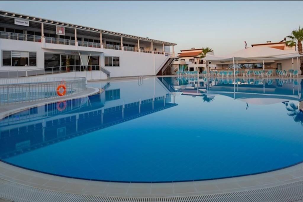 Fun&Sun Two Villas For Big Families بيليك المظهر الخارجي الصورة
